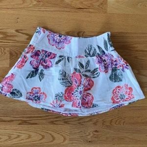 Aeropostale NWOT Floral Skater Skirt (XS)